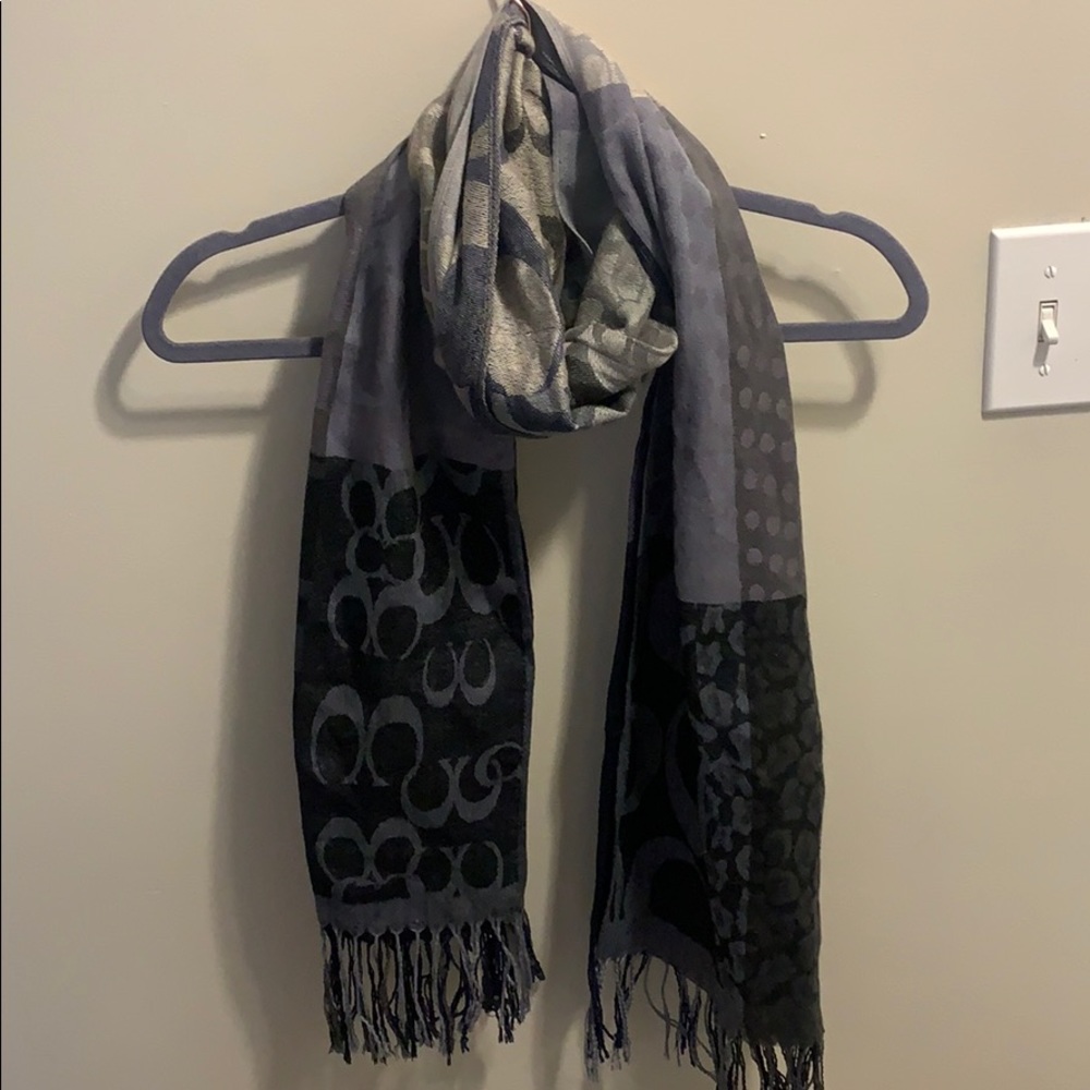NWOT Coach scarf